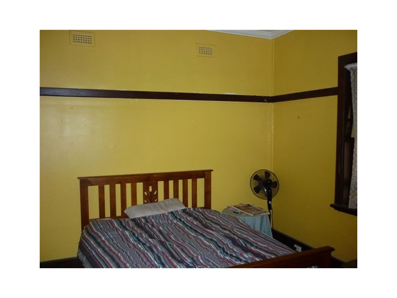 14 Kings Ave, St Arnaud VIC 3478