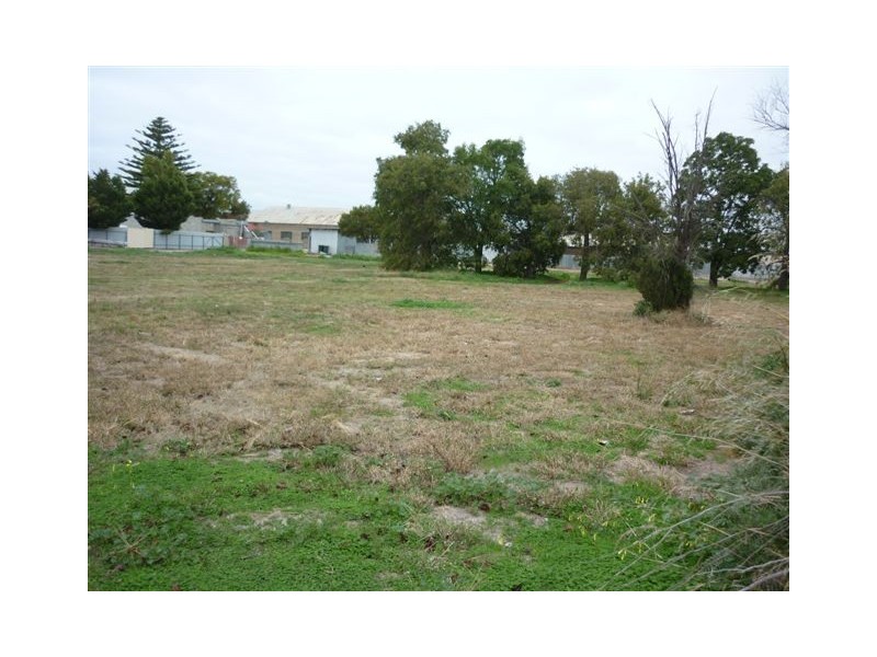 31 Jamouneau Street, Warracknabeal VIC 3393