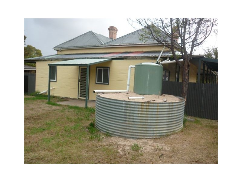 4 John Street, Jeparit VIC 3423