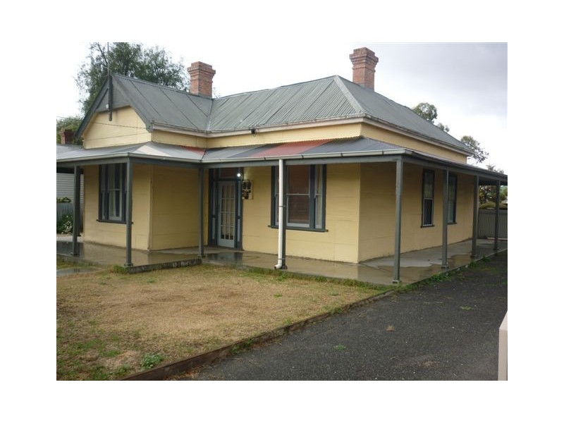4 John Street, Jeparit VIC 3423