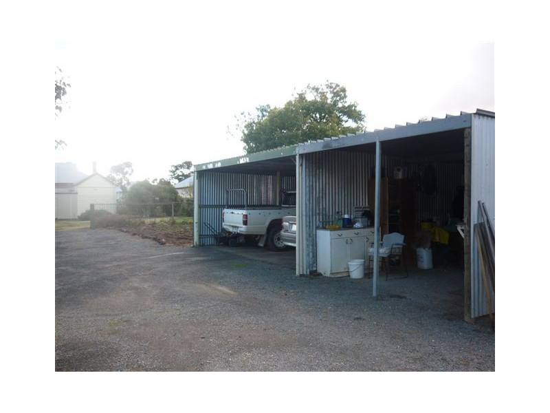 10 Carr Street, Woomelang VIC 3485