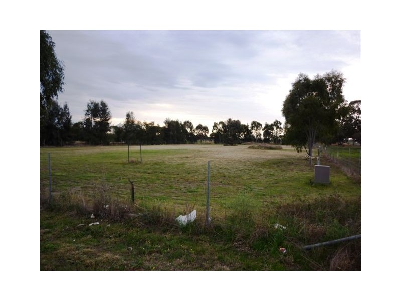 34 Bowman street, Warracknabeal VIC 3393