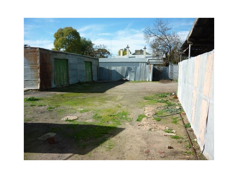 73 Scott Street, Warracknabeal VIC 3393