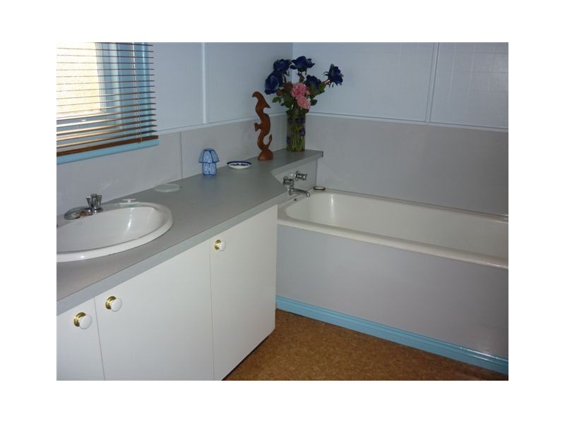 36 Woolcock Street, Warracknabeal VIC 3393