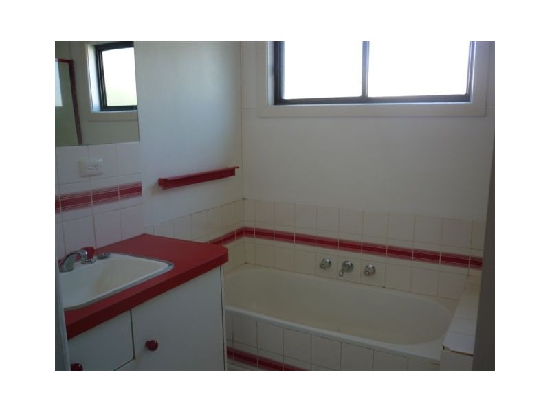 26A McCracken Avenue, Donald VIC 3480