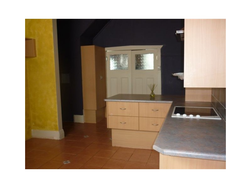 10 Lyle Street, Warracknabeal VIC 3393