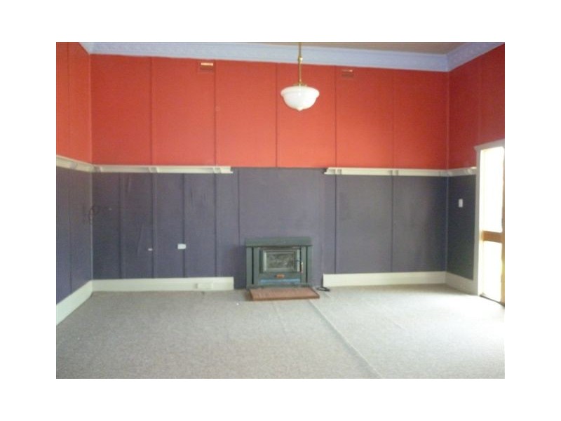 10 Lyle Street, Warracknabeal VIC 3393