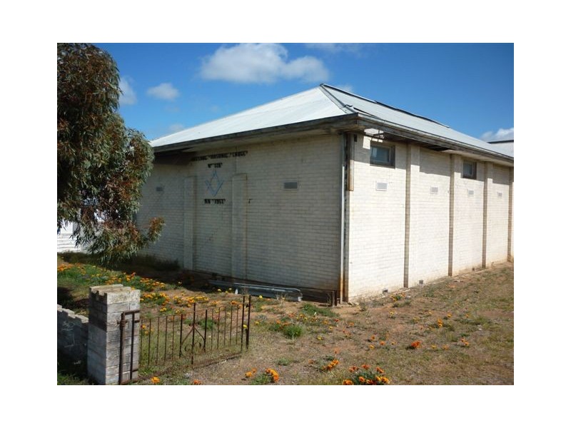 11 Carr Street, Woomelang VIC 3485