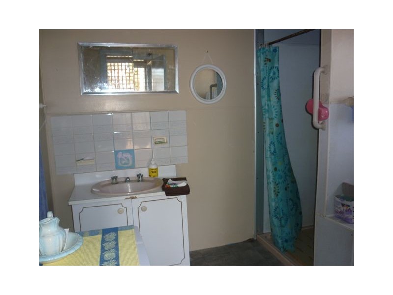 92 Government Road, Warracknabeal VIC 3393