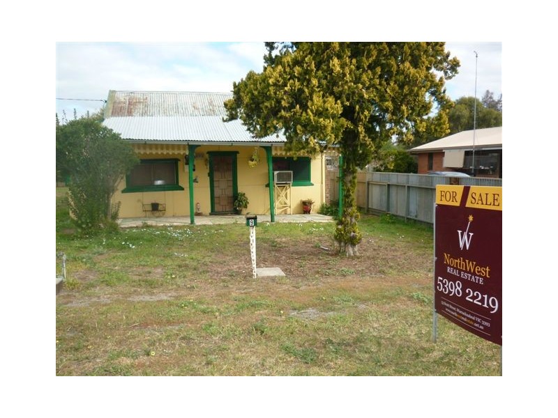 9 Wood Street, Warracknabeal VIC 3393
