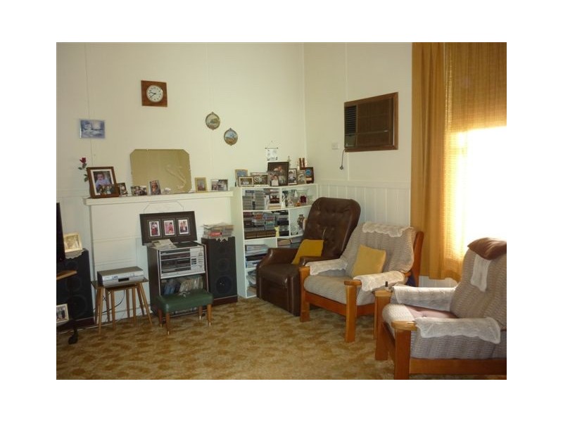 23 Milbourne Street, Warracknabeal VIC 3393