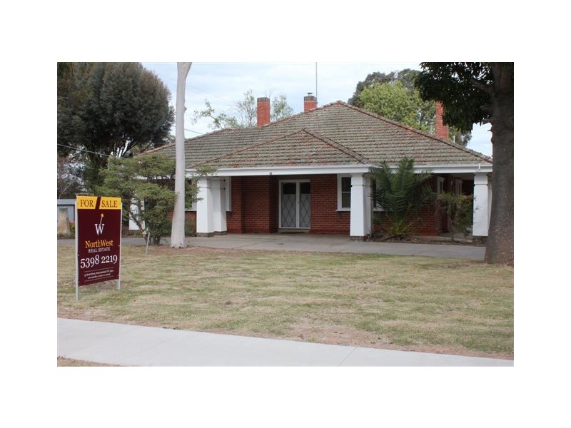 228 Scott Street, Warracknabeal VIC 3393