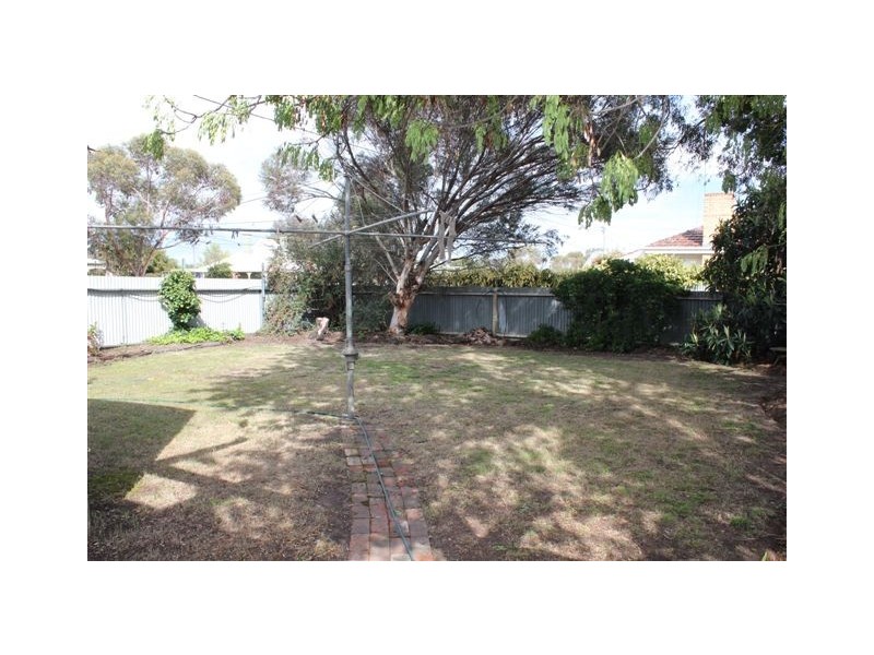 228 Scott Street, Warracknabeal VIC 3393
