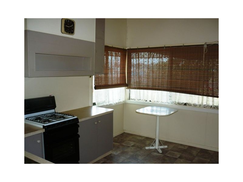 65 Lyle Street, Warracknabeal VIC 3393