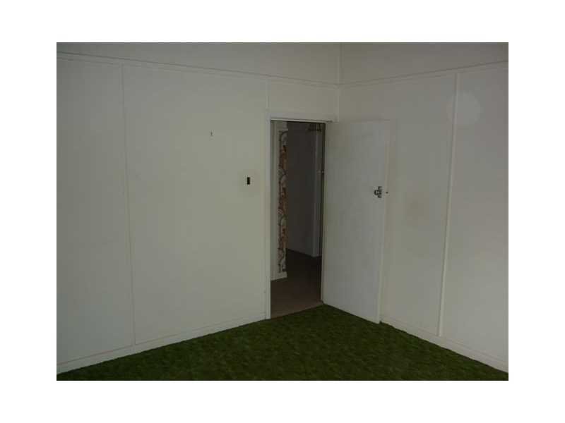 65 Lyle Street, Warracknabeal VIC 3393