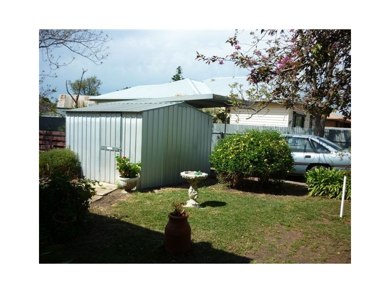 65 Lyle Street, Warracknabeal VIC 3393