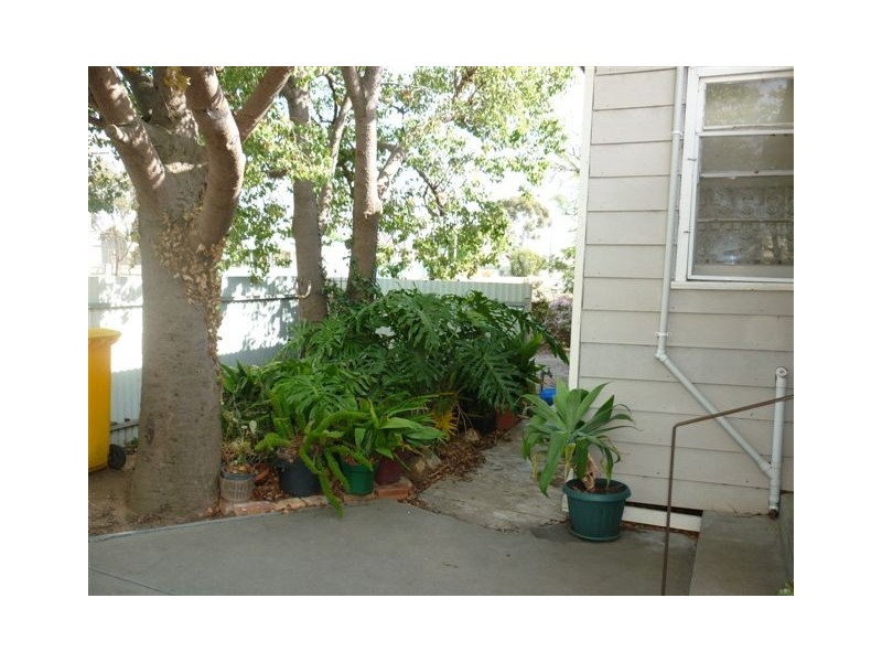 65 Lyle Street, Warracknabeal VIC 3393