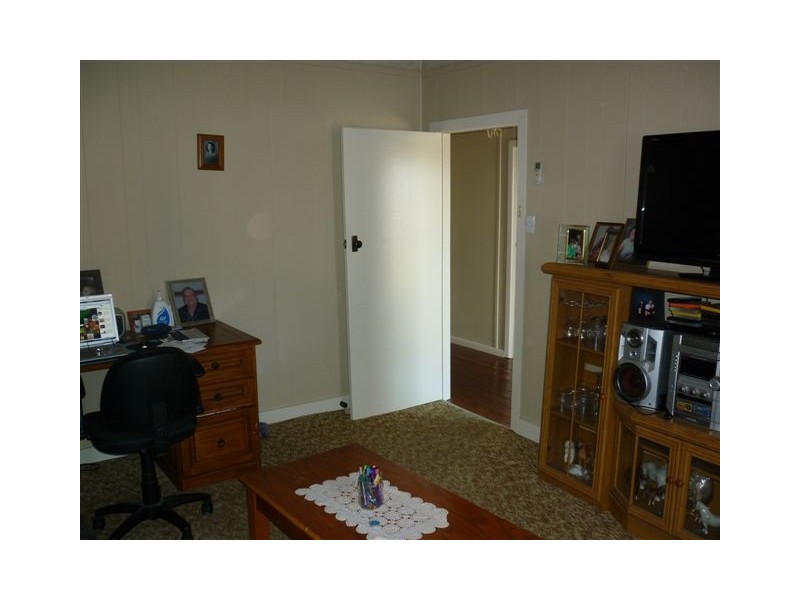 60 Molyneaux Street, Warracknabeal VIC 3393