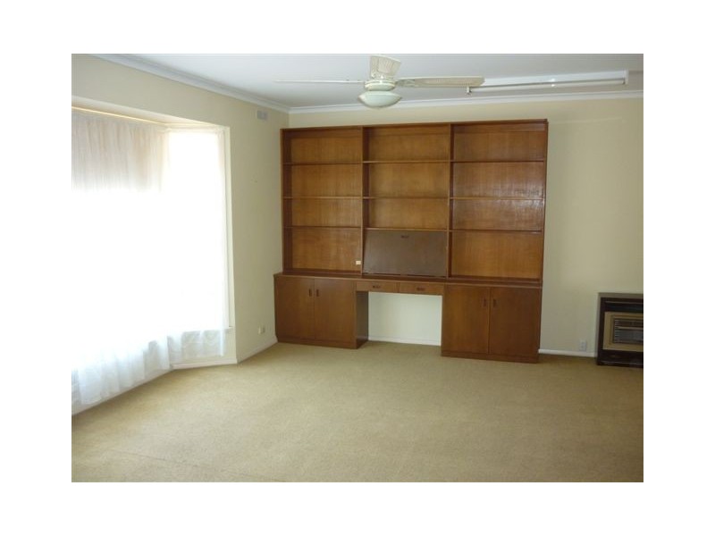 112 Anderson Street, Warracknabeal VIC 3393