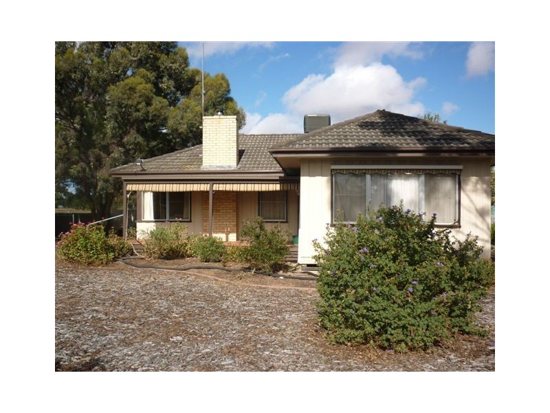 138 Anderson street, Warracknabeal VIC 3393