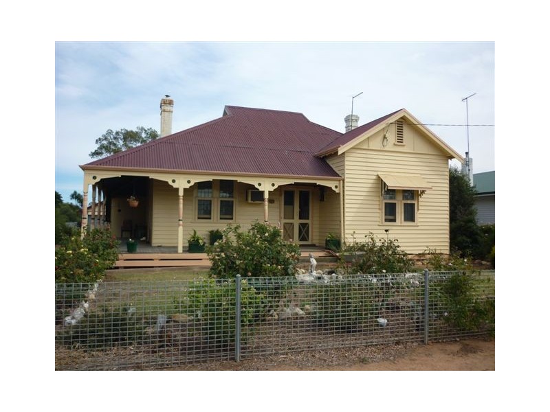 128 Main Street, Minyip VIC 3392