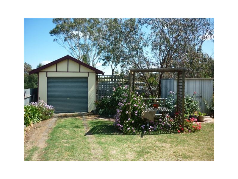 128 Main Street, Minyip VIC 3392