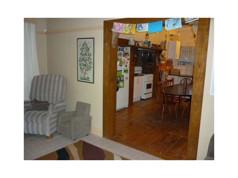 19 Charles Street, Jeparit VIC 3423