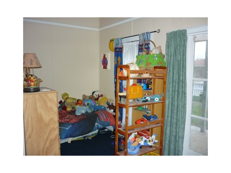 19 Charles Street, Jeparit VIC 3423