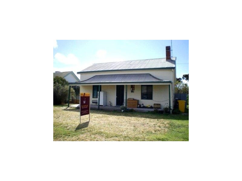 17 Devereux Street, Warracknabeal VIC 3393