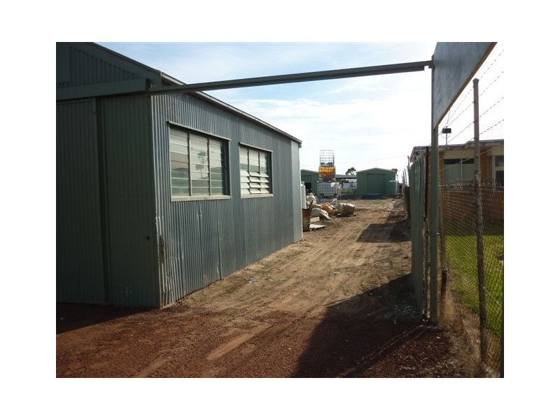 26 Kelsell Street, Warracknabeal VIC 3393