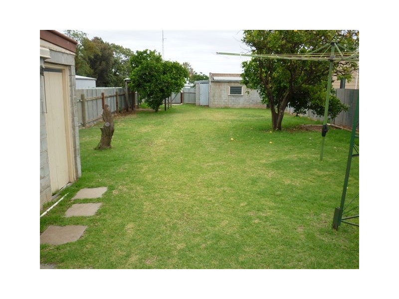 45 Lascelles Street, Hopetoun VIC 3396