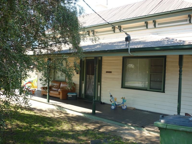 9 Inkerman Street, St Arnaud VIC 3478