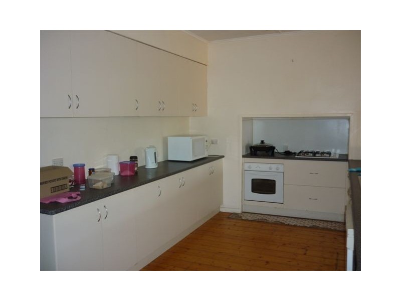 21 Waugh Street, Charlton VIC 3525