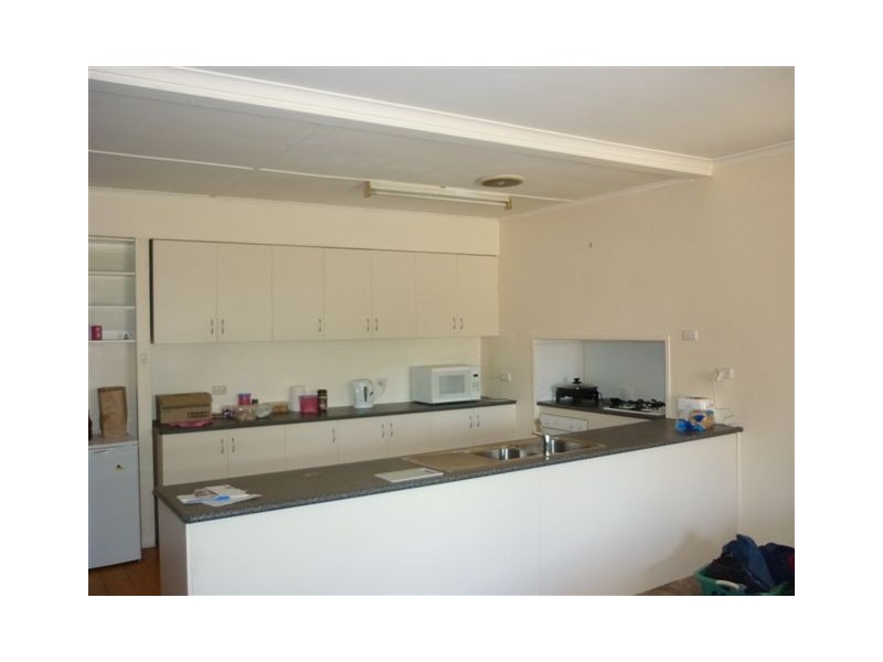 21 Waugh Street, Charlton VIC 3525