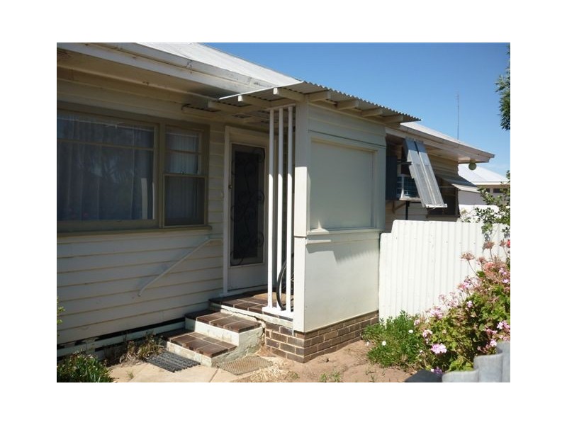 196 Scott Street, Warracknabeal VIC 3393
