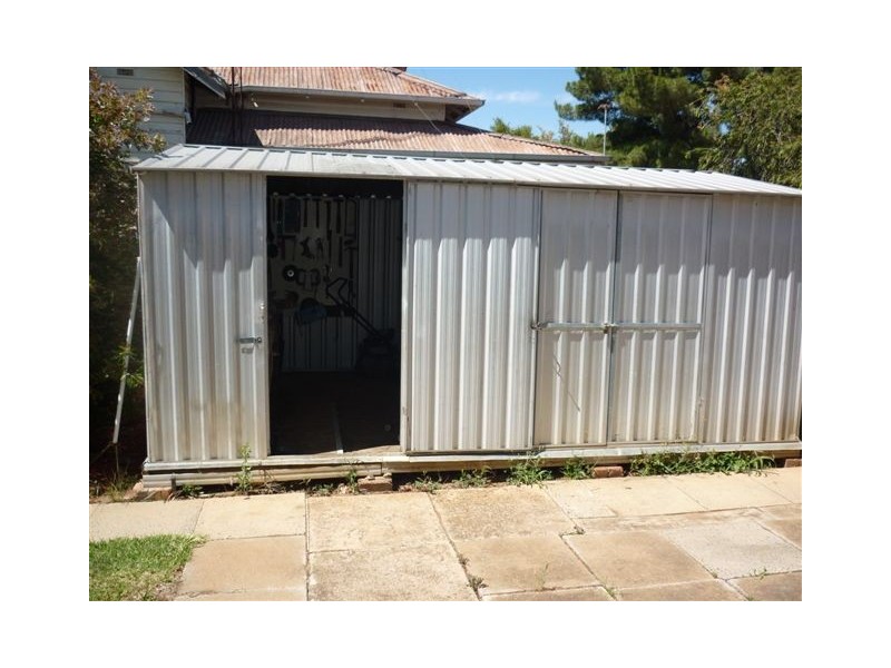 196 Scott Street, Warracknabeal VIC 3393