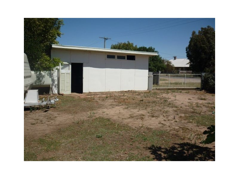 196 Scott Street, Warracknabeal VIC 3393