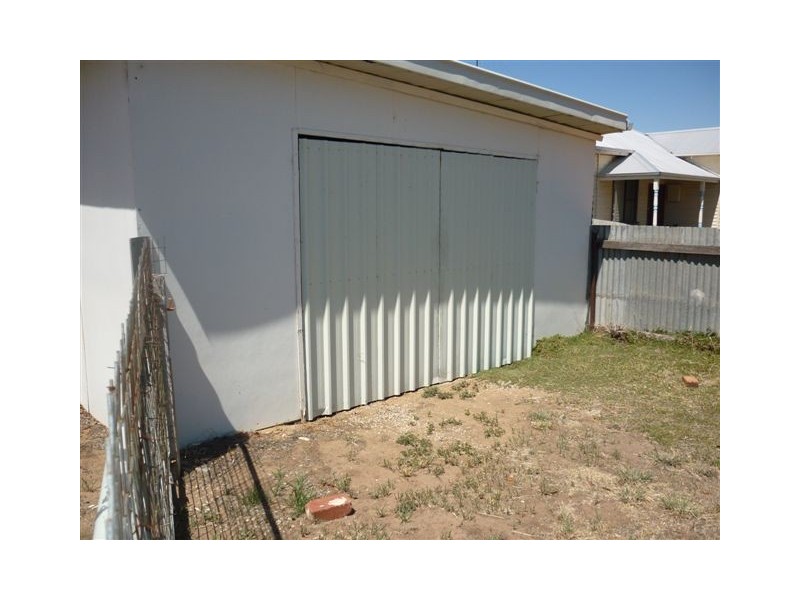 196 Scott Street, Warracknabeal VIC 3393