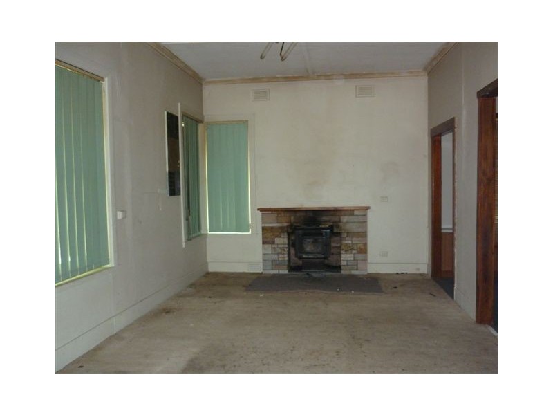 78 Lyle Street, Warracknabeal VIC 3393