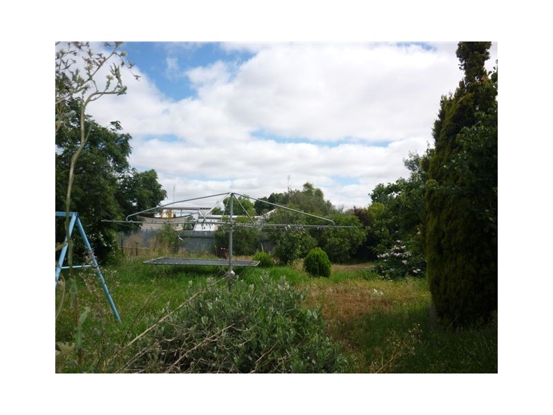 78 Lyle Street, Warracknabeal VIC 3393