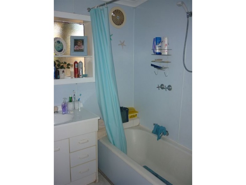 9 Edith Street, Jeparit VIC 3423