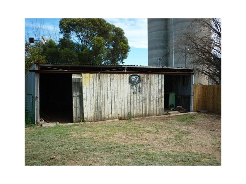 9 Edith Street, Jeparit VIC 3423