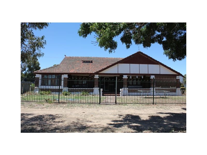 74 Upper Region Street, Dimboola VIC 3414