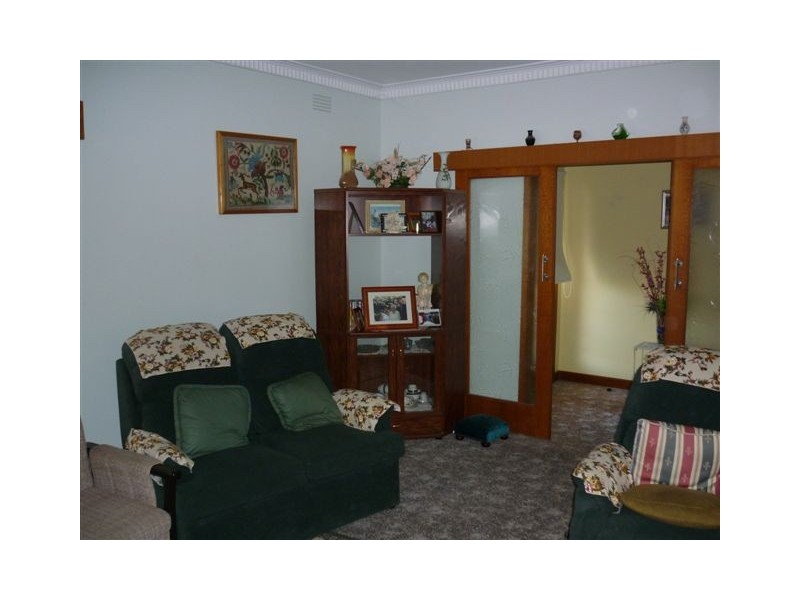 122 Jamouneau Street, Warracknabeal VIC 3393