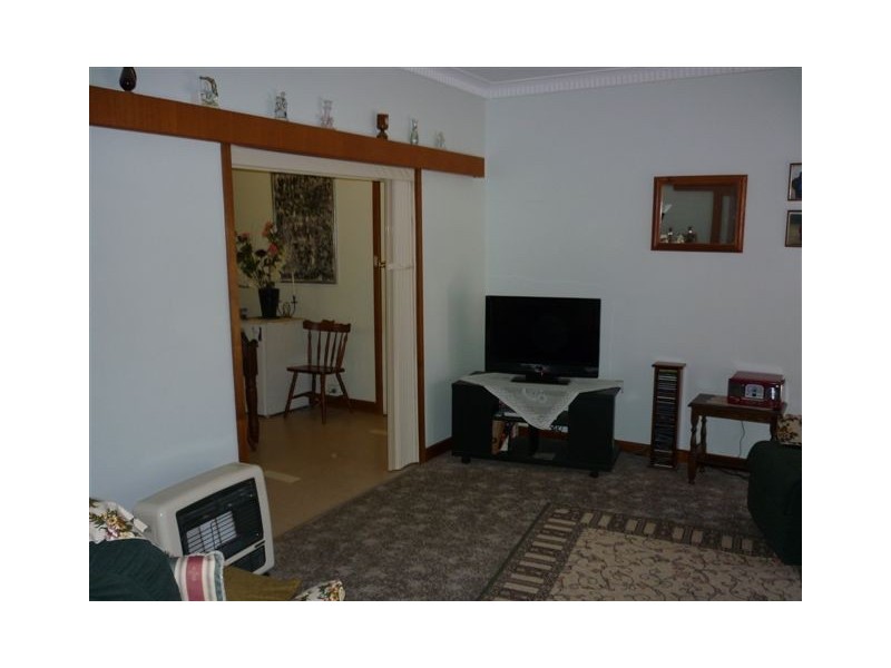 122 Jamouneau Street, Warracknabeal VIC 3393