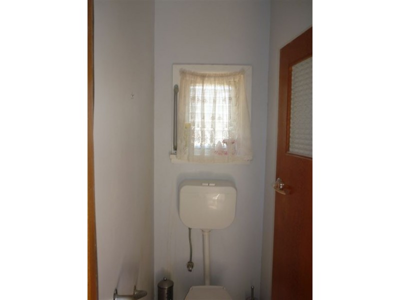 122 Jamouneau Street, Warracknabeal VIC 3393