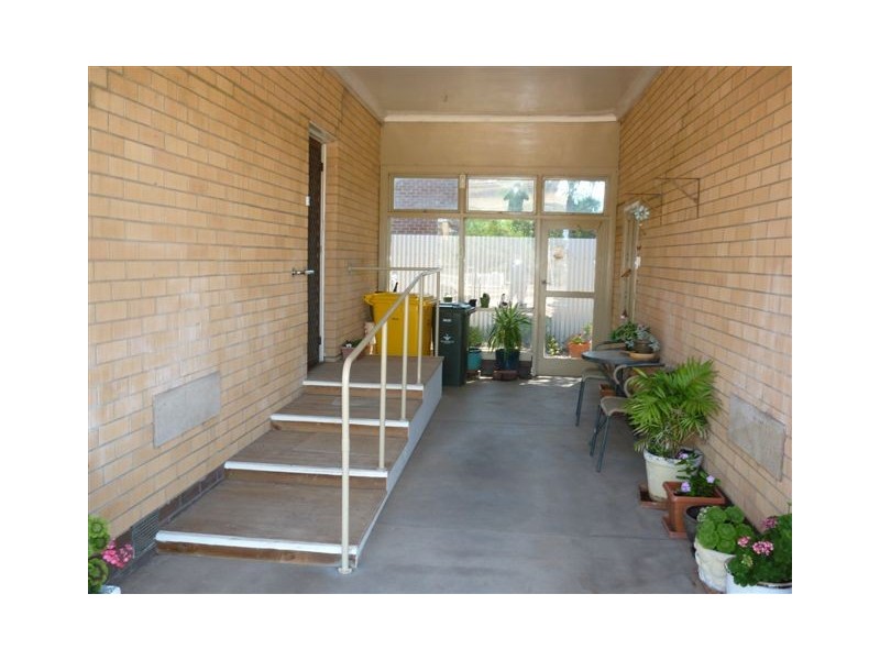 122 Jamouneau Street, Warracknabeal VIC 3393