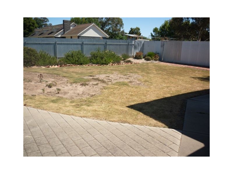 122 Jamouneau Street, Warracknabeal VIC 3393