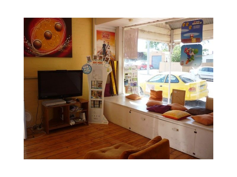 5 McCulloch Street, Donald VIC 3480