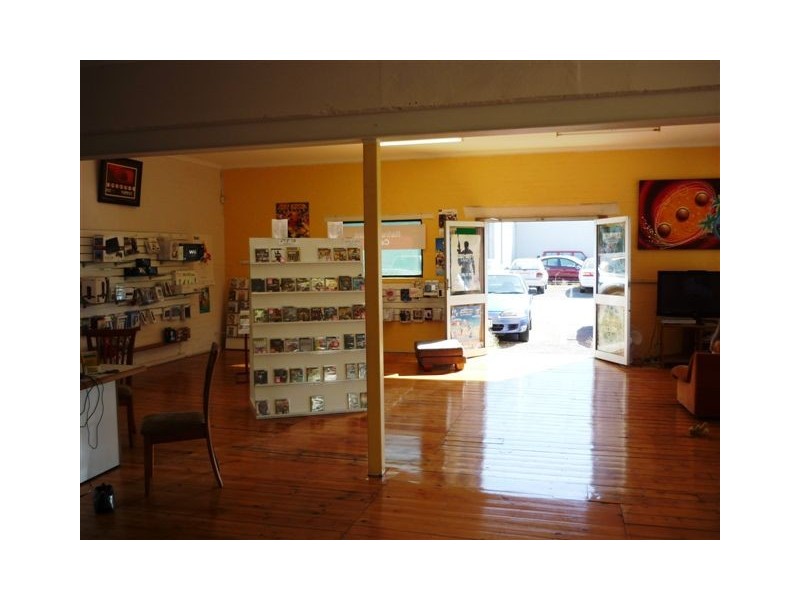 5 McCulloch Street, Donald VIC 3480